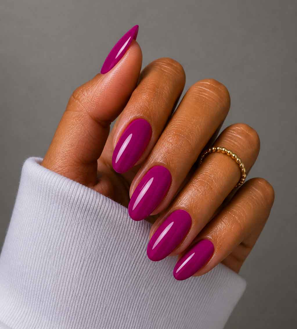 Gel Polish #40 - Bouquet  | Purple | UV/LED | 0.56 fl oz — product detail view 2