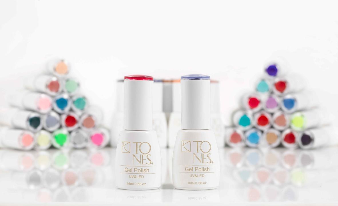 Gel Polish #121 - Seashell  | Light Coral Gel | UV/LED | 0.56 fl oz — View 6 | Tones Professional Nail Products